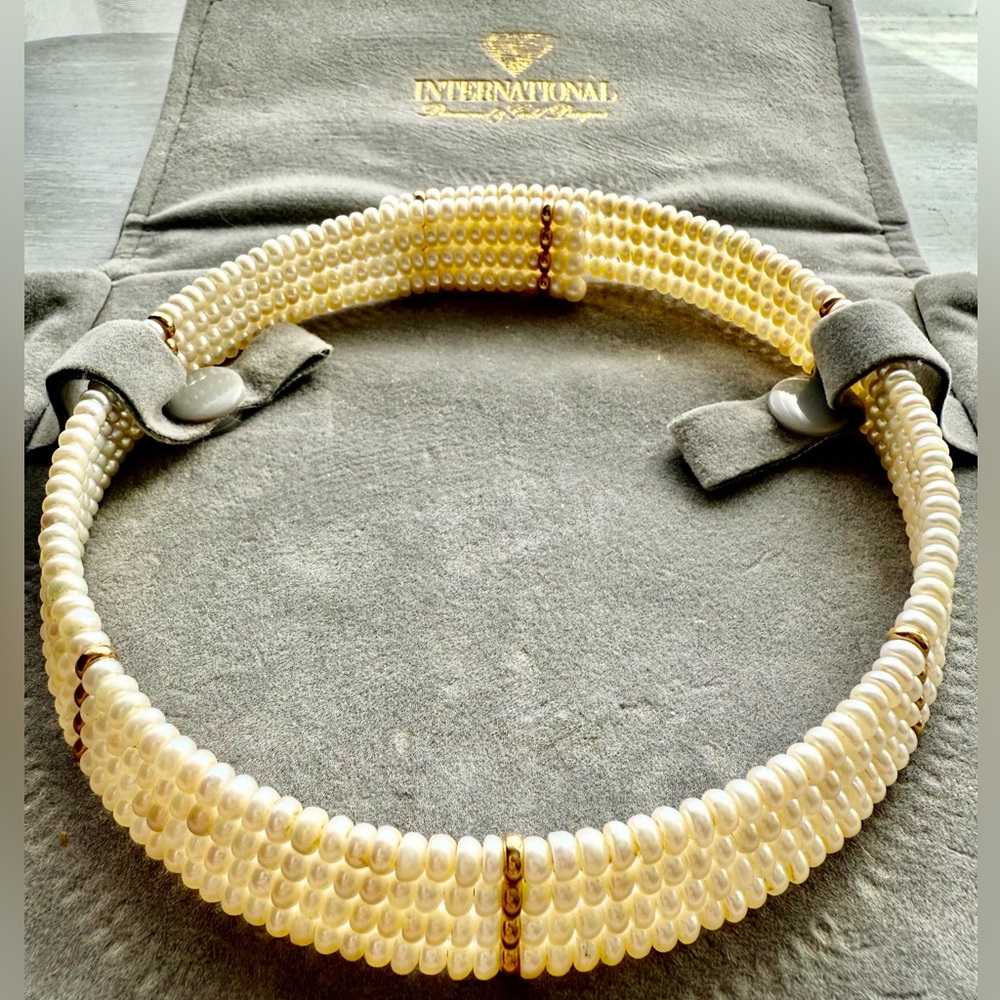 ✨Genuine Pearl & Gold Choker✨